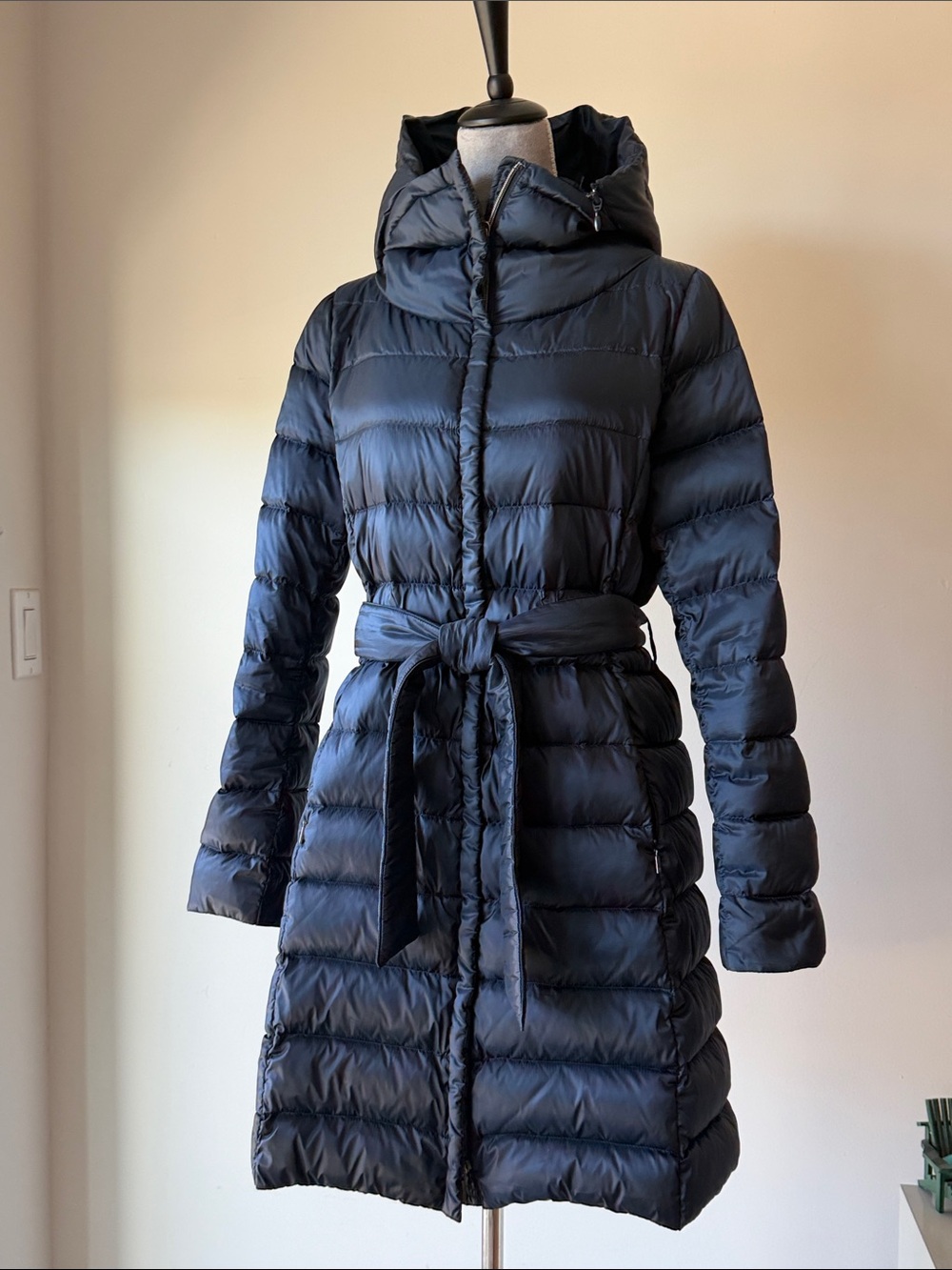Weekend Max Mara Navy Quilted Hooded Belted Puffer Coat